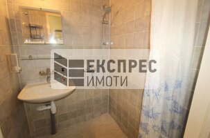 Furnished 2 bedroom apartment, Red Square