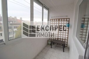 Furnished 2 bedroom apartment, Red Square