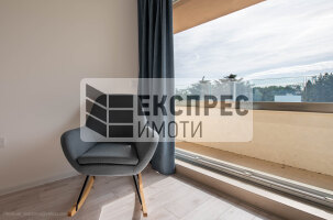  Haus, Evksinograd