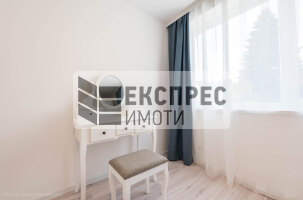  Haus, Evksinograd