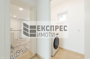  Haus, Evksinograd