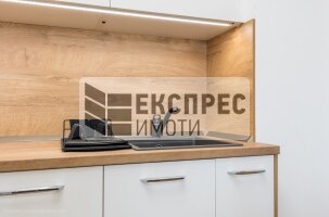 Обзаведен, нов Тристаен апартамент, м-т Траката