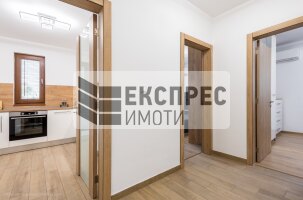 Обзаведен, нов Тристаен апартамент, м-т Траката