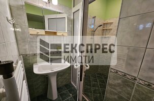Обзаведен Тристаен апартамент, Център