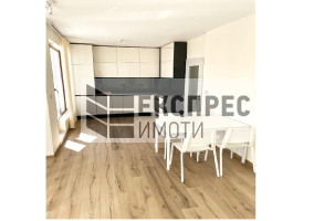 Neu, Möbliert, Luxuriös 2 Schlafzimmer Wohnung, Asparuhovo