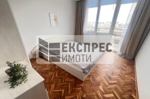 Обзаваден Двустаен апартамент, Окръжна болница