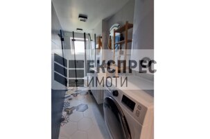 Neu, Möbliert, Luxuriös 1 Schlafzimmer Wohnung, Greek area
