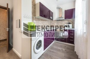 Обзаведен Тристаен апартамент, Лятно кино Тракия