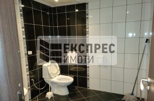  Büro, Izgrev