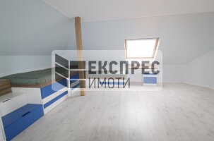 Möbliert 3 Schlafzimmer Wohnung, Kabakum