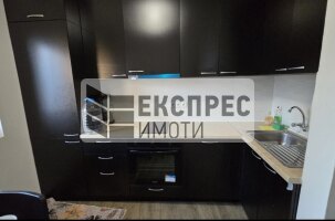  2 Schlafzimmer Wohnung, Vinitsa