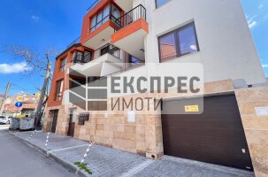 нов Едностаен апартамент, Погреби