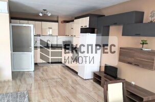  2 Schlafzimmer Wohnung, Vinitsa