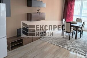  2 Schlafzimmer Wohnung, Vinitsa