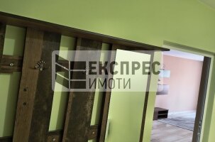  2 Schlafzimmer Wohnung, Vinitsa