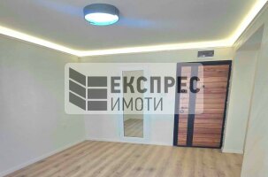 Unfurnished Studio, HEI