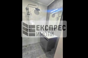 Unfurnished Studio, HEI
