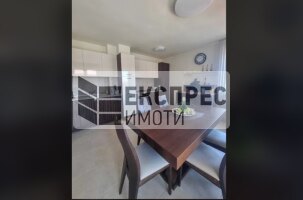  2 Schlafzimmer Wohnung, Vinitsa