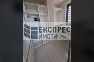  2 Schlafzimmer Wohnung, Vinitsa