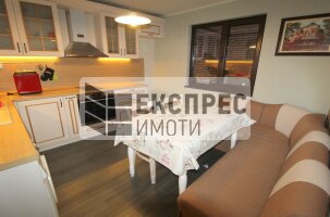  1 Schlafzimmer Wohnung, Pogrebite