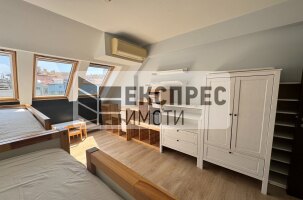 Обзаведен, Нов, Луксозен Тристаен апартамент, Гръцка махала