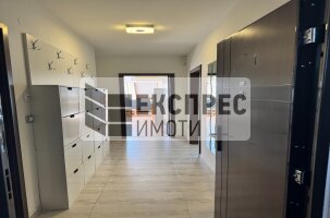 Обзаведен, Нов, Луксозен Тристаен апартамент, Гръцка махала