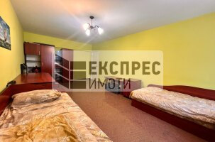 Furnished, 2 bedroom apartment, Center