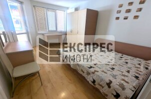 Обзавeден Тристаен апартамент, Спортна зала