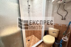 Обзавeден Двустаен апартамент, Окръжна болница