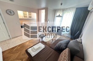Möbliert, 1 Schlafzimmer Wohnung, Center
