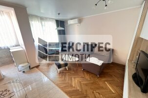 Möbliert, 1 Schlafzimmer Wohnung, Center