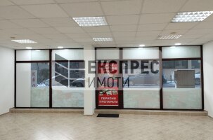  Търговско помещение, Левски