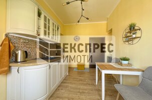 Нов, Обзаведен Двустаен апартамент, Център