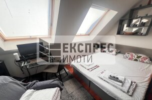  Studio, Center