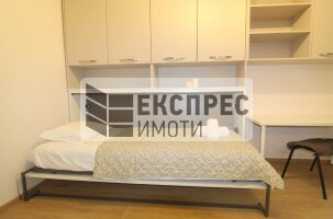 Нов, Обзаведен Тристаен апартамент, Окръжна болница