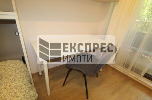 Нов, Обзаведен Тристаен апартамент, Окръжна болница