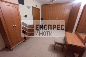 Furnished 1 bedroom apartment, Center