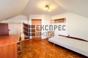 Furnished, 2 bedroom apartment, Farmers' Market