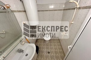 Furnished, 2 bedroom apartment, Farmers' Market