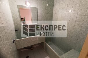 Unfurnished 1 bedroom apartment, Vazrazhdane 4