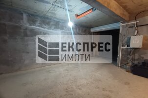  Garage, Red Square