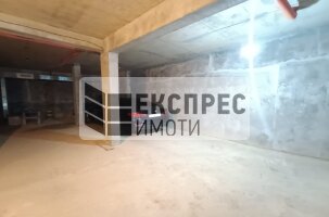  Garage, Red Square