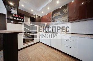 New, Luxury Furnished 2 bedroom apartment, Centre