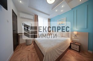 New, Luxury Furnished 2 bedroom apartment, Centre