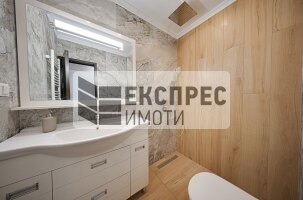 New, Luxury Furnished 2 bedroom apartment, Centre