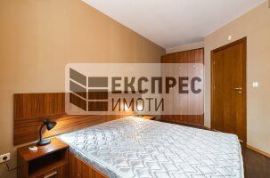 Furnished 2 bedroom apartment, Center