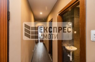 Furnished 2 bedroom apartment, Center