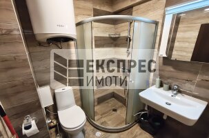 ОБЗАВЕДЕН Двустаен апартамент, Колхозен пазар