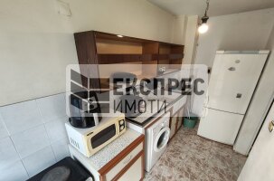  Große Wohnung, Regional hospital