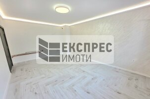 HEОБЗАВЕДЕН Двустаен апартамент, Окръжна болница